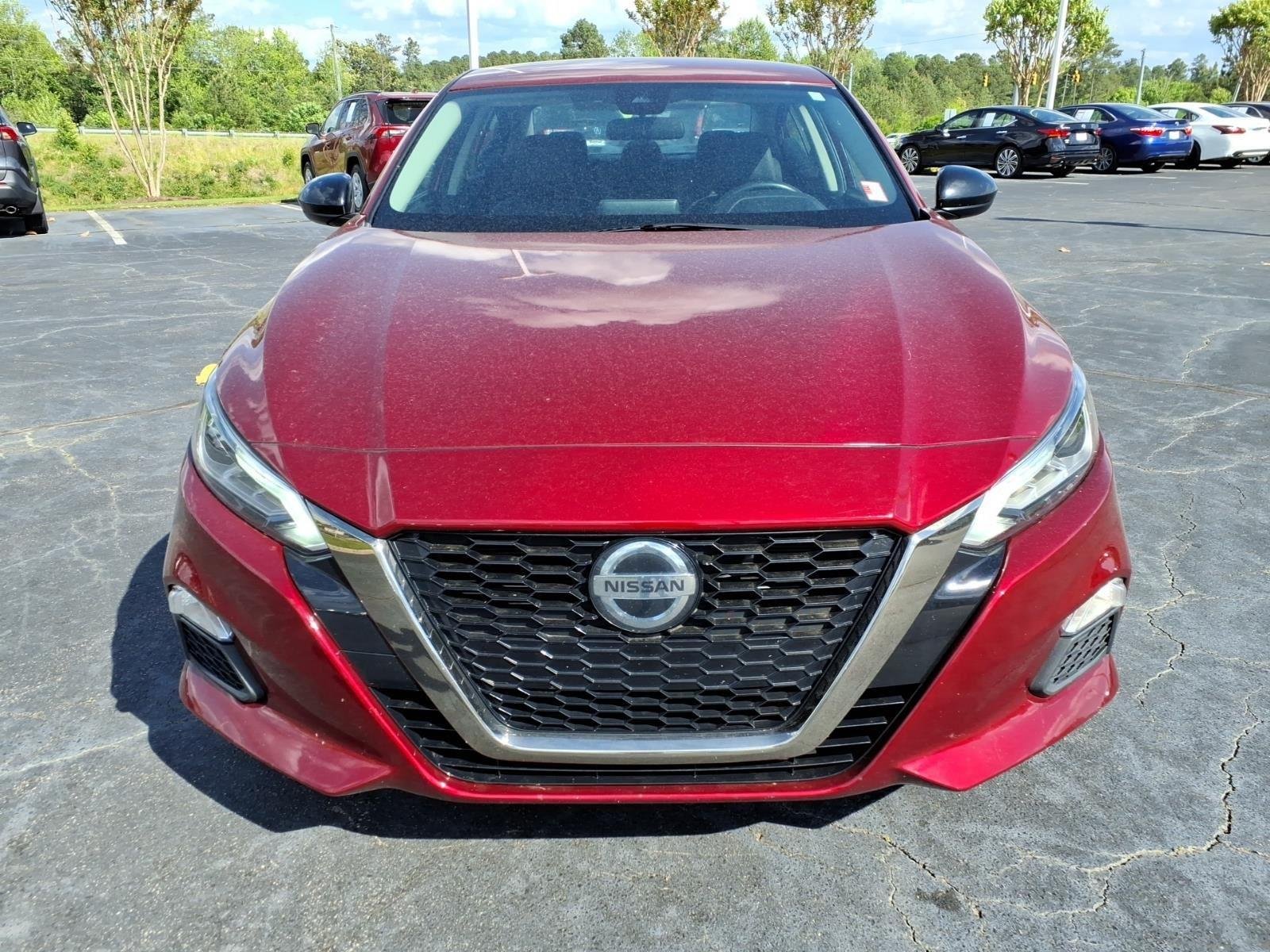 Used 2020 Scarlet Ember Tintcoat Nissan 2.5 SR image 7
