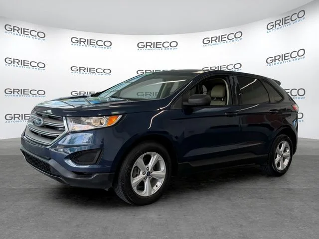 Used 2017 Blue Ford SE image 3