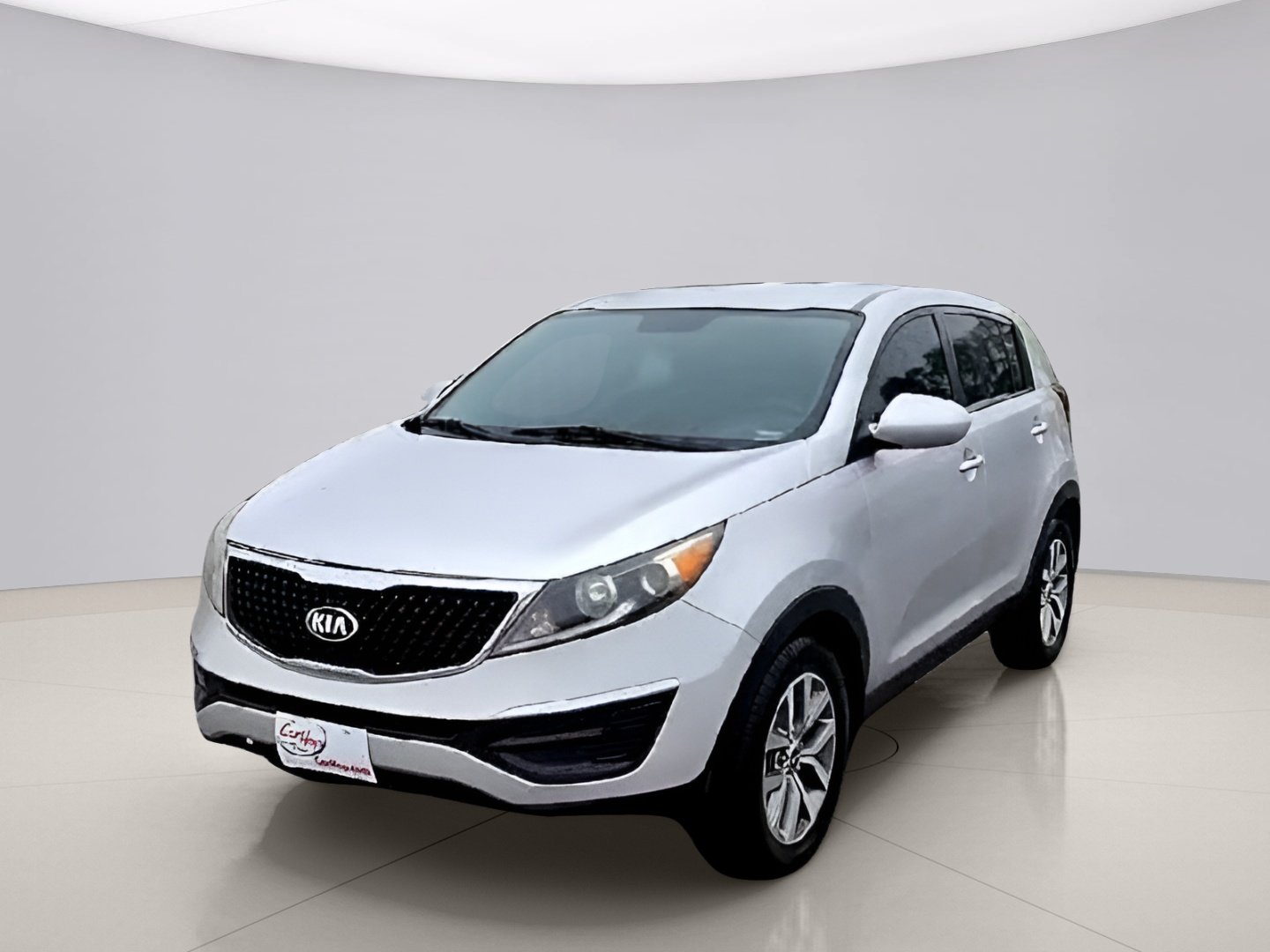 Used 2016 Silver Kia LX FWD image 1