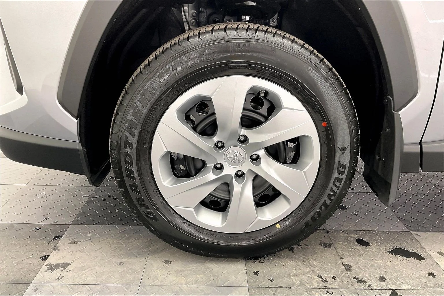 Used 2022 Silver Sky Metallic Toyota LE image 8