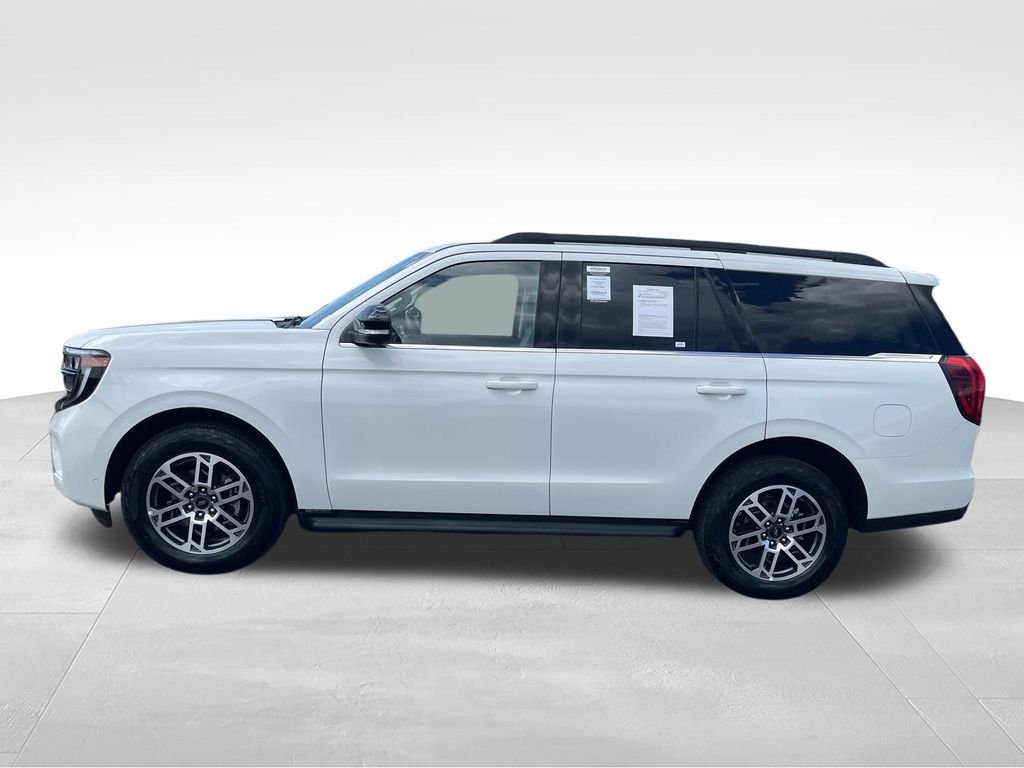 Used 2025 White Ford Active image 2
