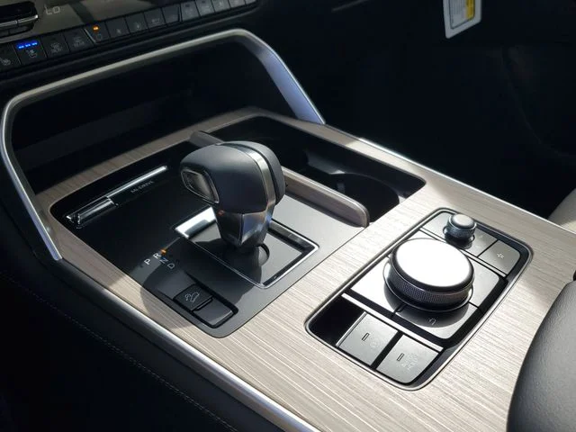 2026 Mazda CX-90 Premium Package - Photo 10