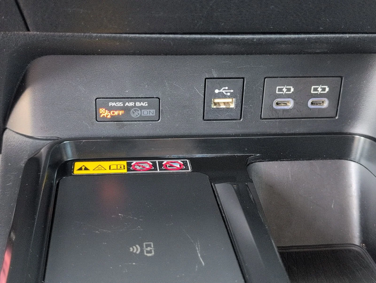 Used 2025  Toyota LE image 21