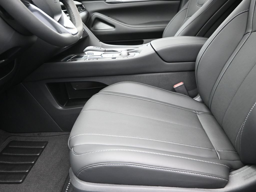 Certified Used 2026 White INFINITI PURE image 13