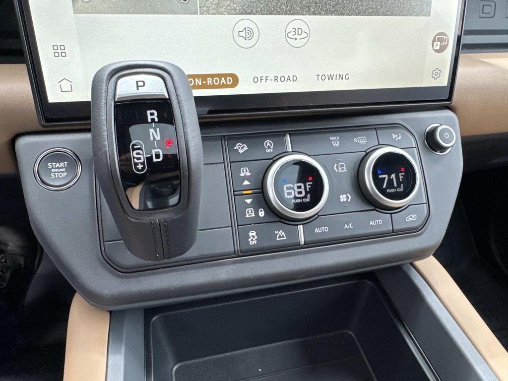 New 2026 Fuji White Land Rover S image 27