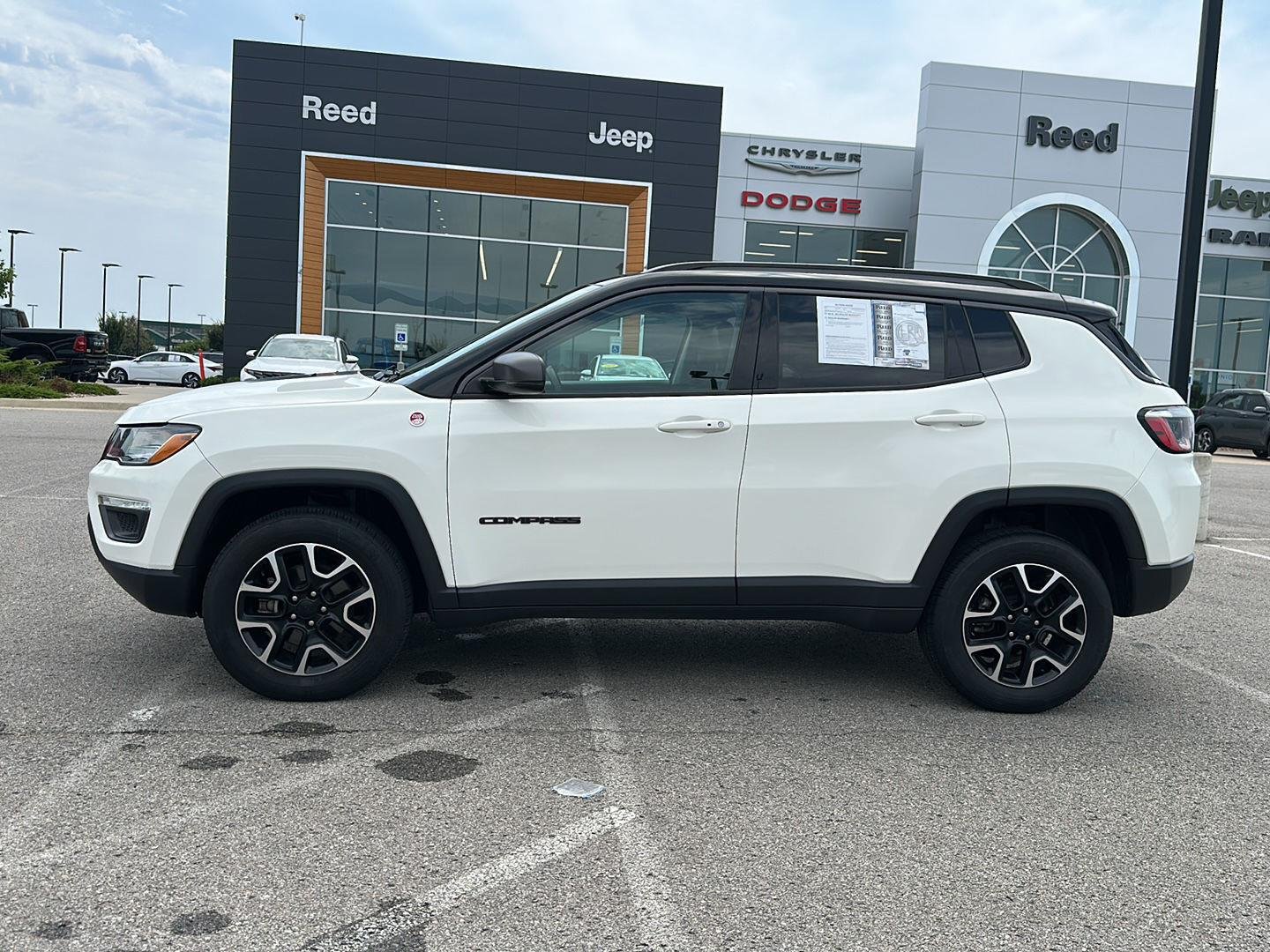 Used 2021 Jeep Compass Trailhawk with VIN 3C4NJDDB2MT590667 for sale in Kansas City