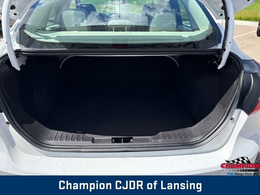 Used 2014 White Ford SE image 12