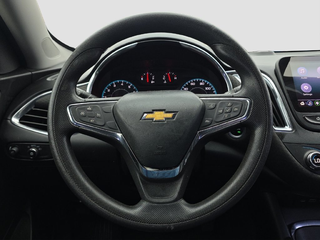 Used 2020 SUMMIT WHITE Chevrolet LT image 9