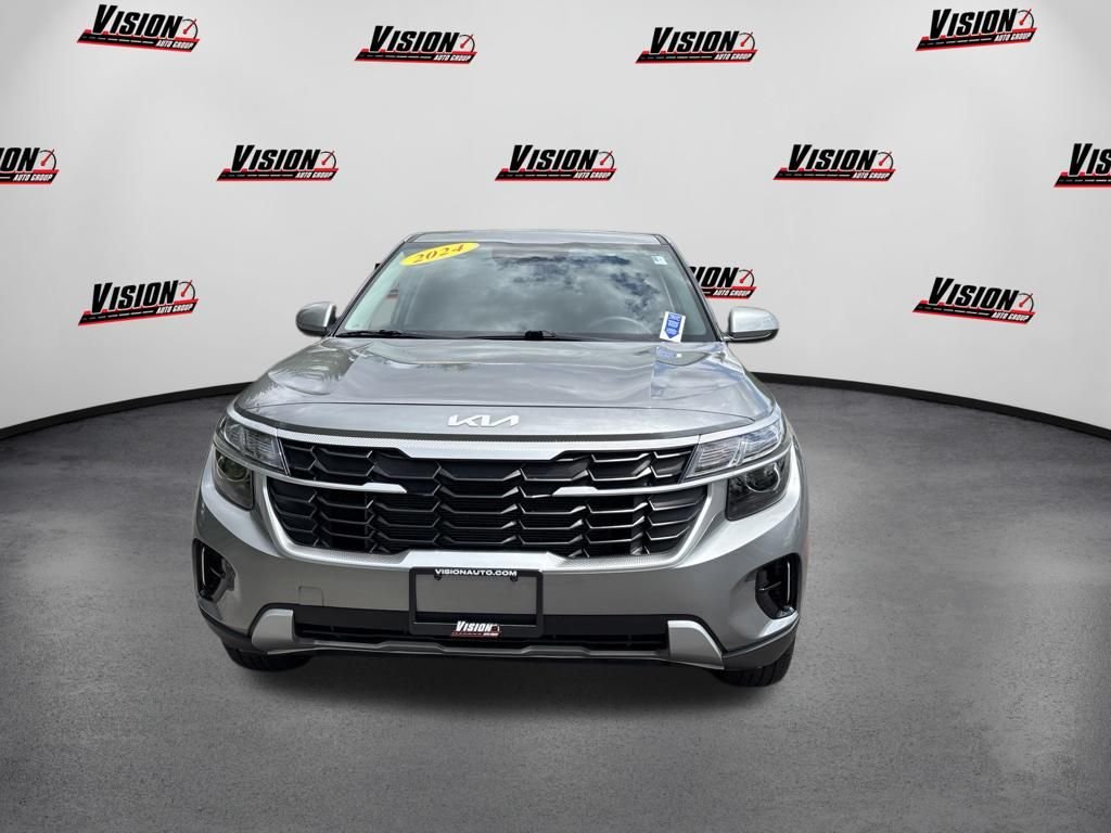 Used 2024 Gray Kia LX image 2