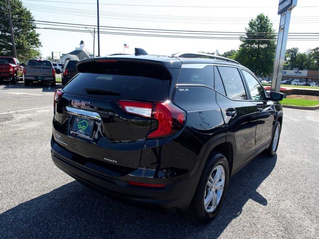 2023 GMC Terrain SLE - Photo 6