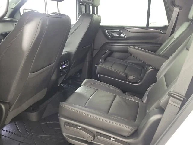 Used 2023 Summit White Chevrolet Z71 image 13