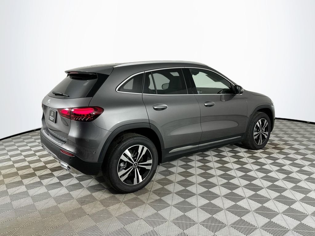 New 2026 Mountain Grey Metallic Mercedes-Benz GLA 250 image 7