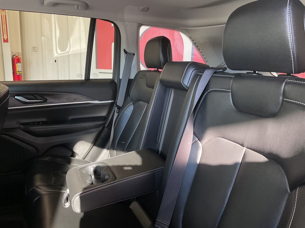 Used 2023 Gray Jeep Limited image 30