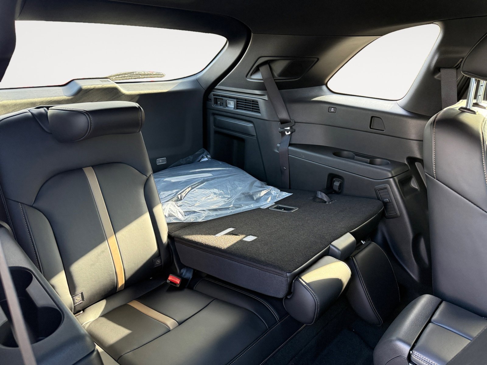 2026 Mazda CX-90 Premium Plus Package - Photo 19