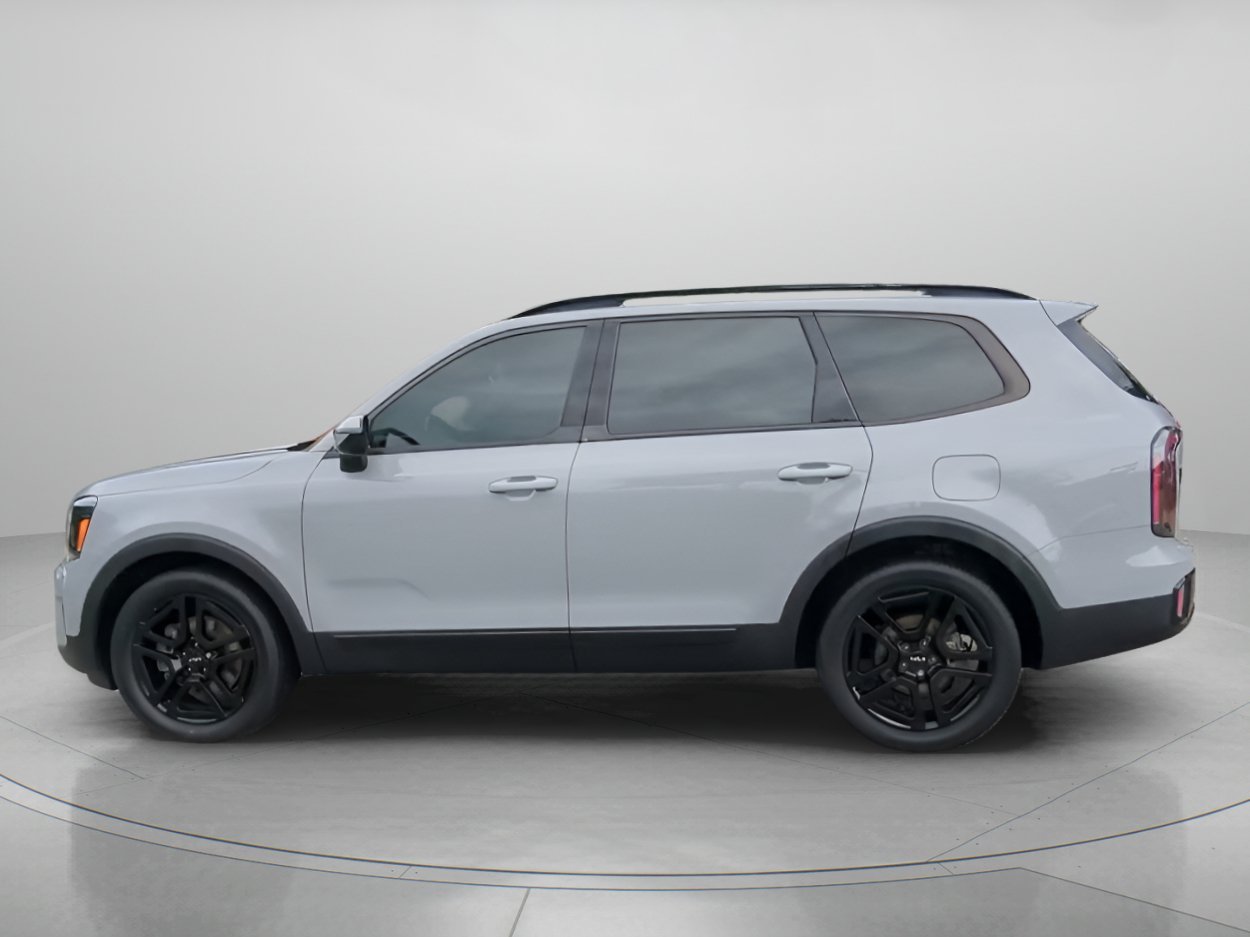 Used 2024 Wolf Gray Kia SX X-Line image 13