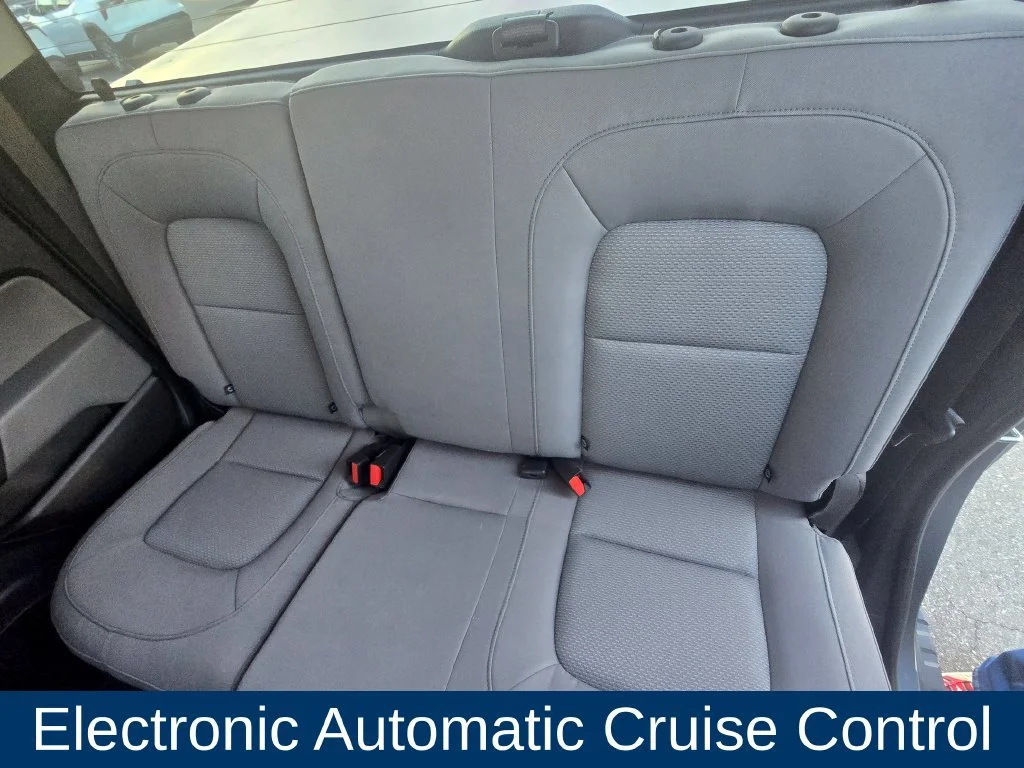 Used 2020 SATIN STEEL METALLIC GMC 2WD image 13