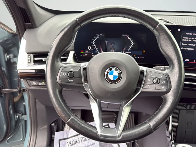Used 2023 Green BMW xDrive28i image 38