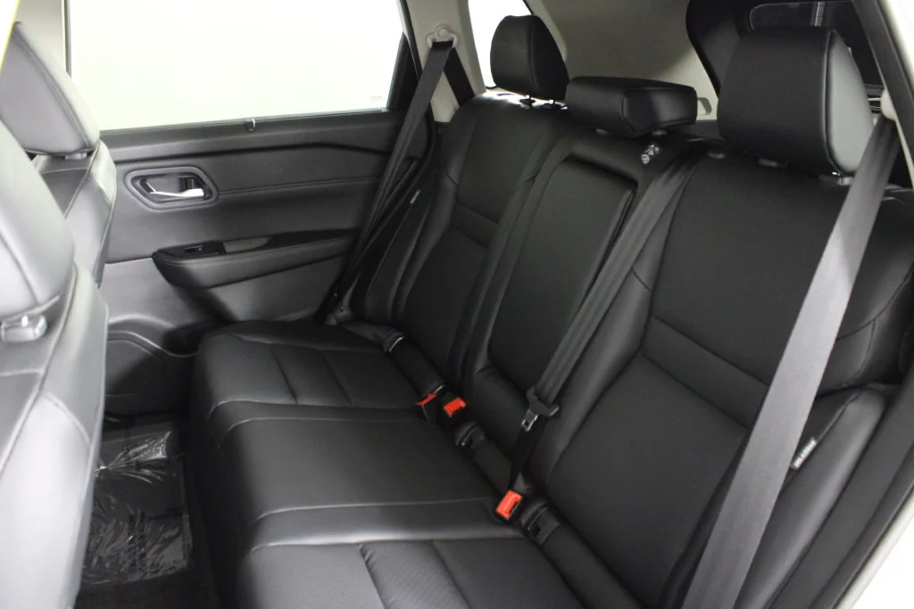 2024 Nissan Rogue SV - Photo 22