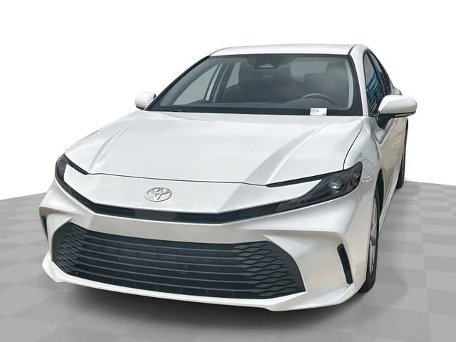 2026 Toyota Camry LE - Photo 1