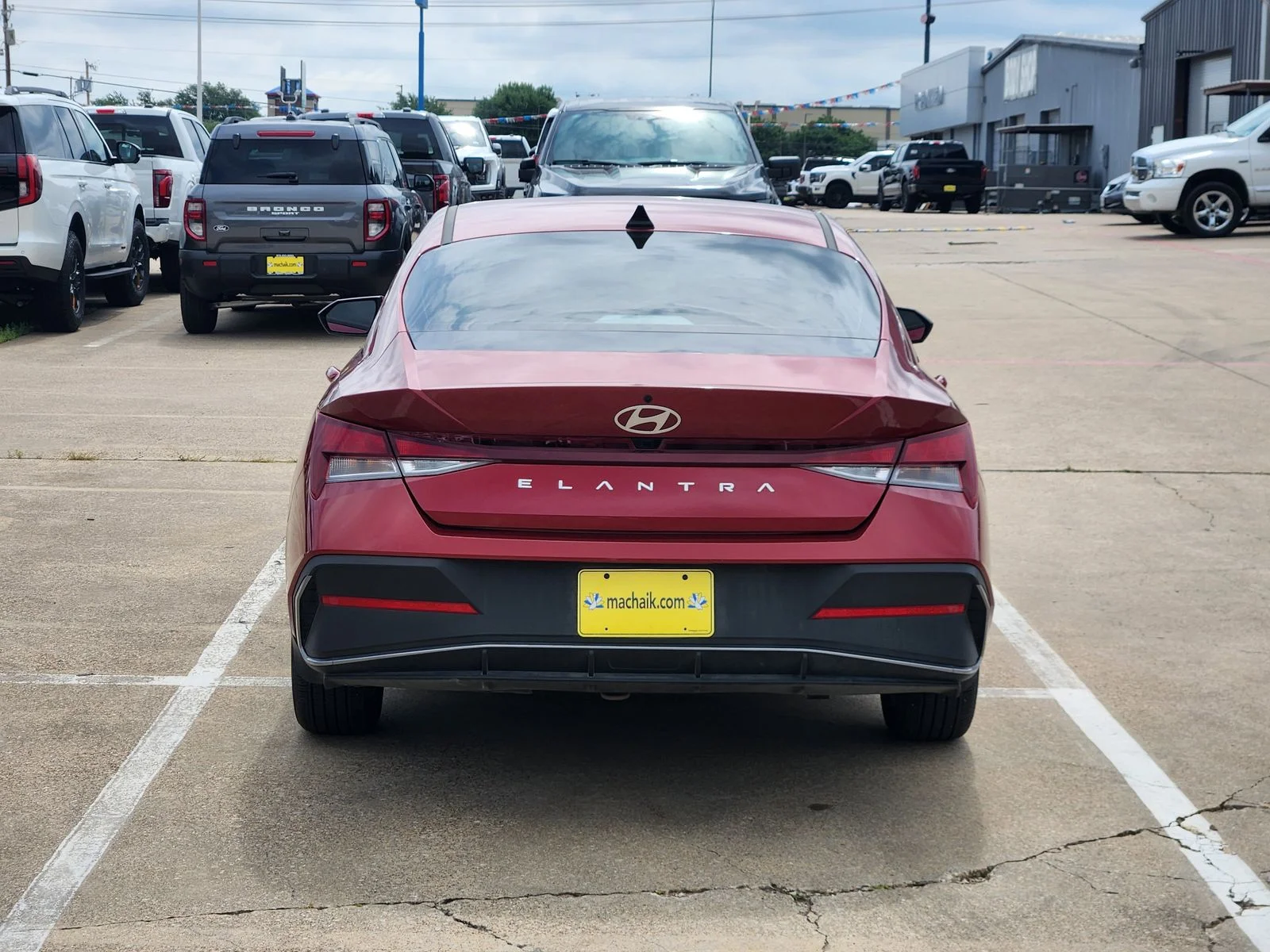 Used 2024 Red Hyundai SEL image 5