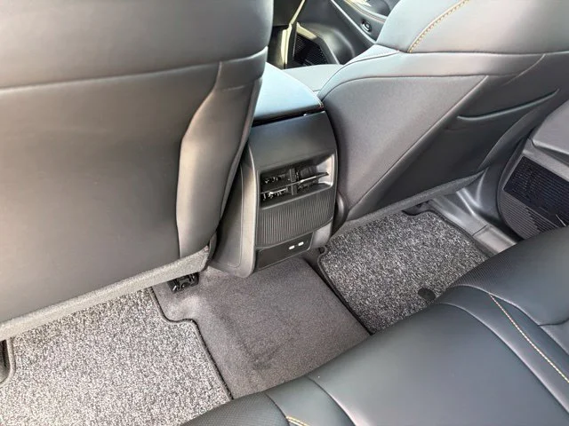 New 2026 Silver Jeep  image 8