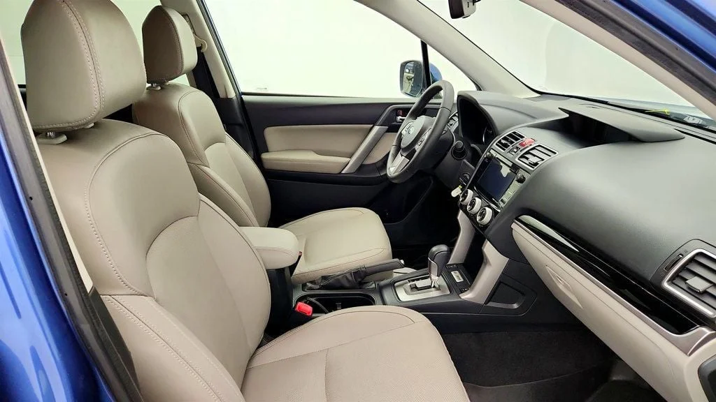 Used 2017 Quartz Blue Pearl Subaru 2.5i Limited CVT w/ Popular Package #2 & Blind Spot Detection image 22