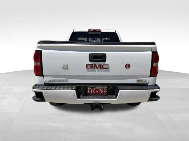 Used 2015 White GMC SLE image 5