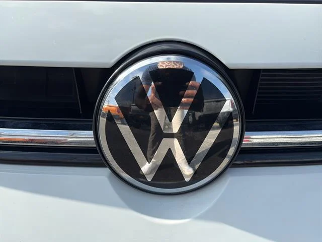 Used 2025 Pure White Volkswagen S image 11
