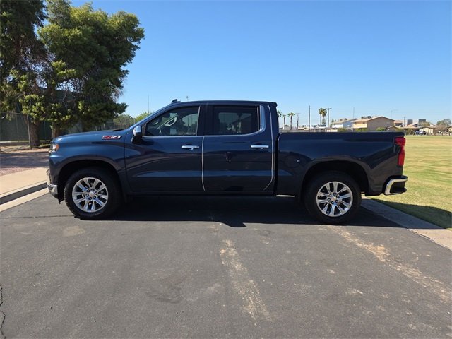 2022 Chevrolet Silverado 1500 LTZ photo 3