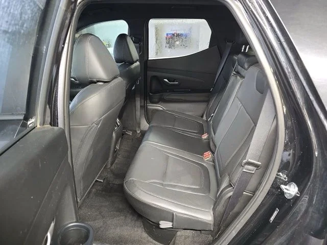 Used 2025 Black Hyundai SEL image 14