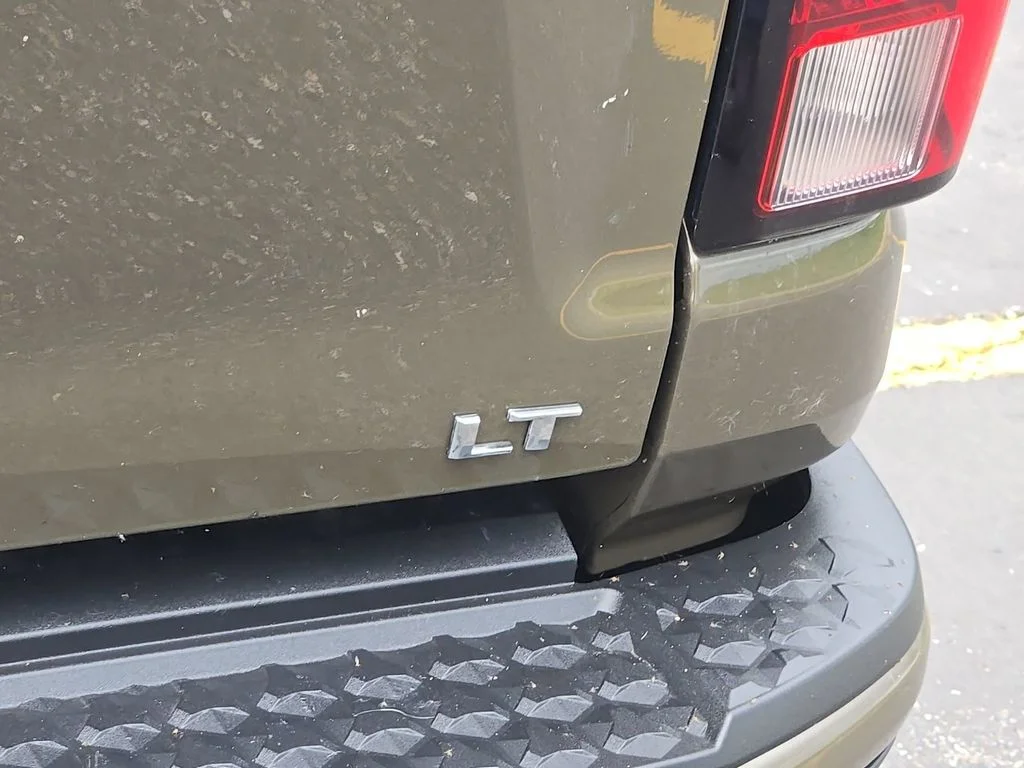 Used 2024 Brown Chevrolet LT image 21