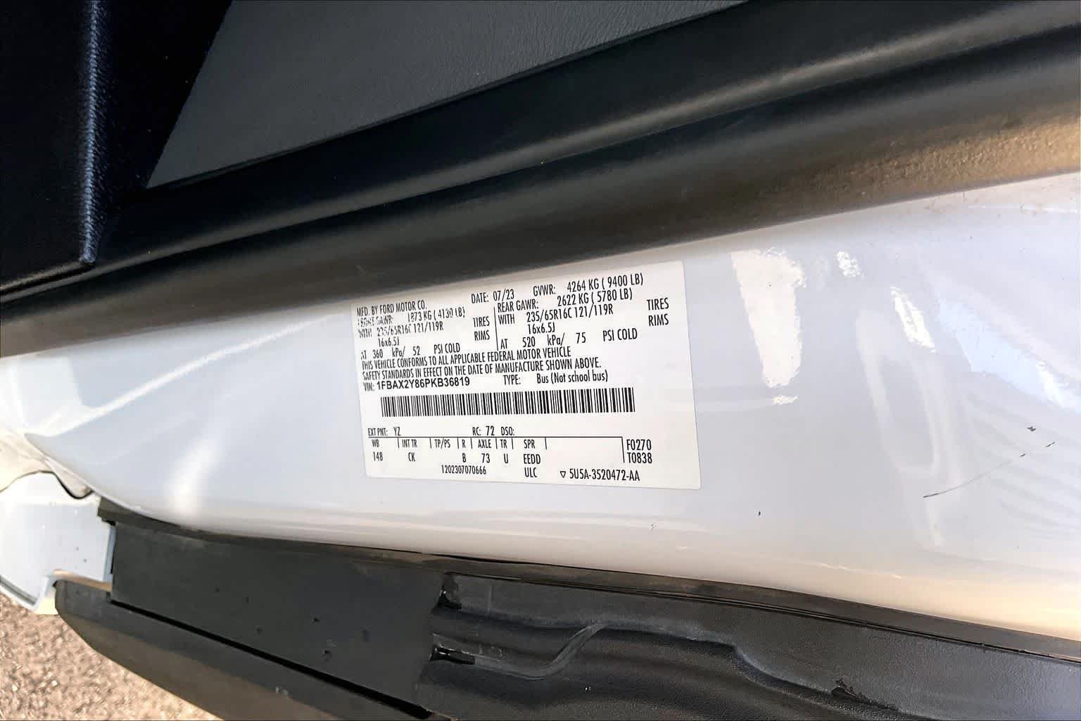 Used 2023 Oxford White Ford XLT image 34