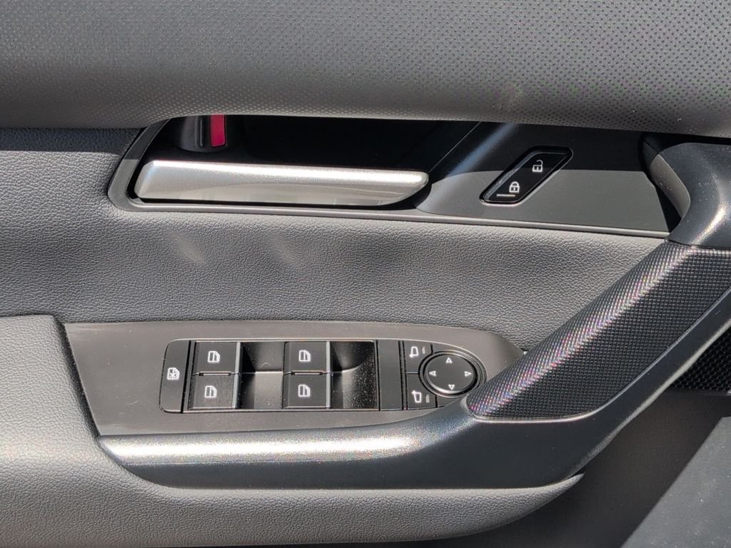 2025 Mazda CX-50 Select - Photo 18