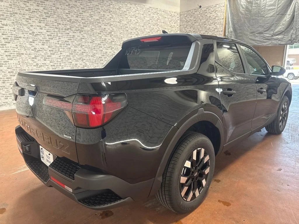 New 2027 Phantom Black Hyundai SE image 7