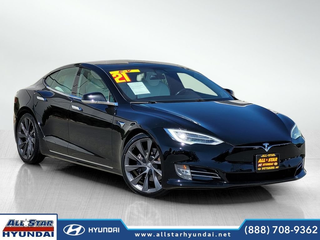 Used 2021 Black Tesla Long Range image 1