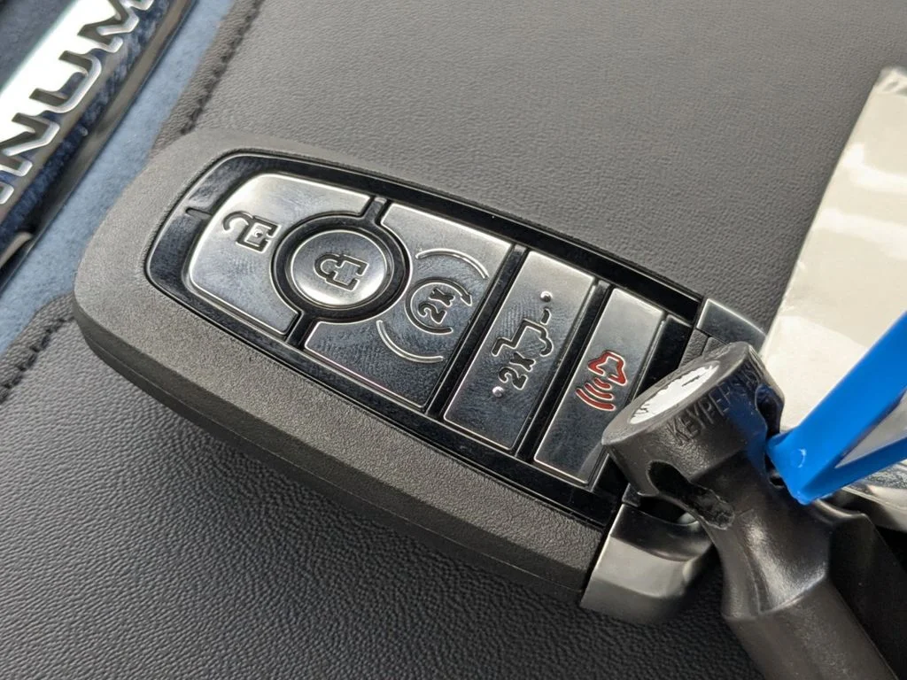 2026 Ford F-250 Super Duty Platinum - Photo 33