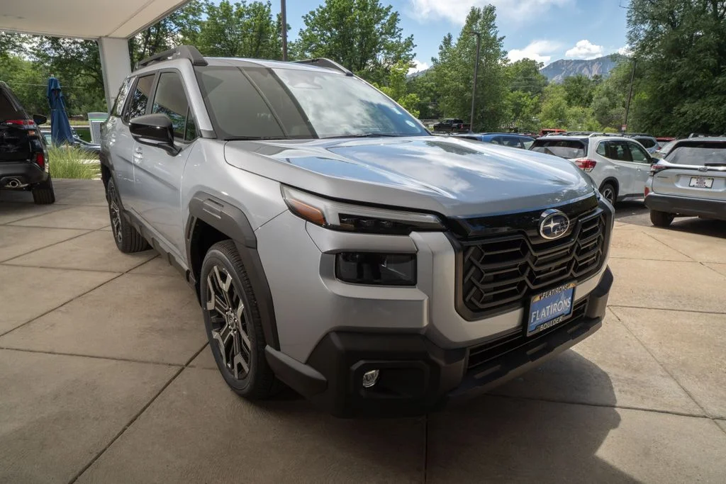 New 2026 ICE SILVER METALLIC Subaru Touring XT image 2