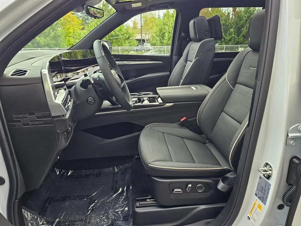 New 2026 Vibrant White Tricoat Cadillac Sport image 23