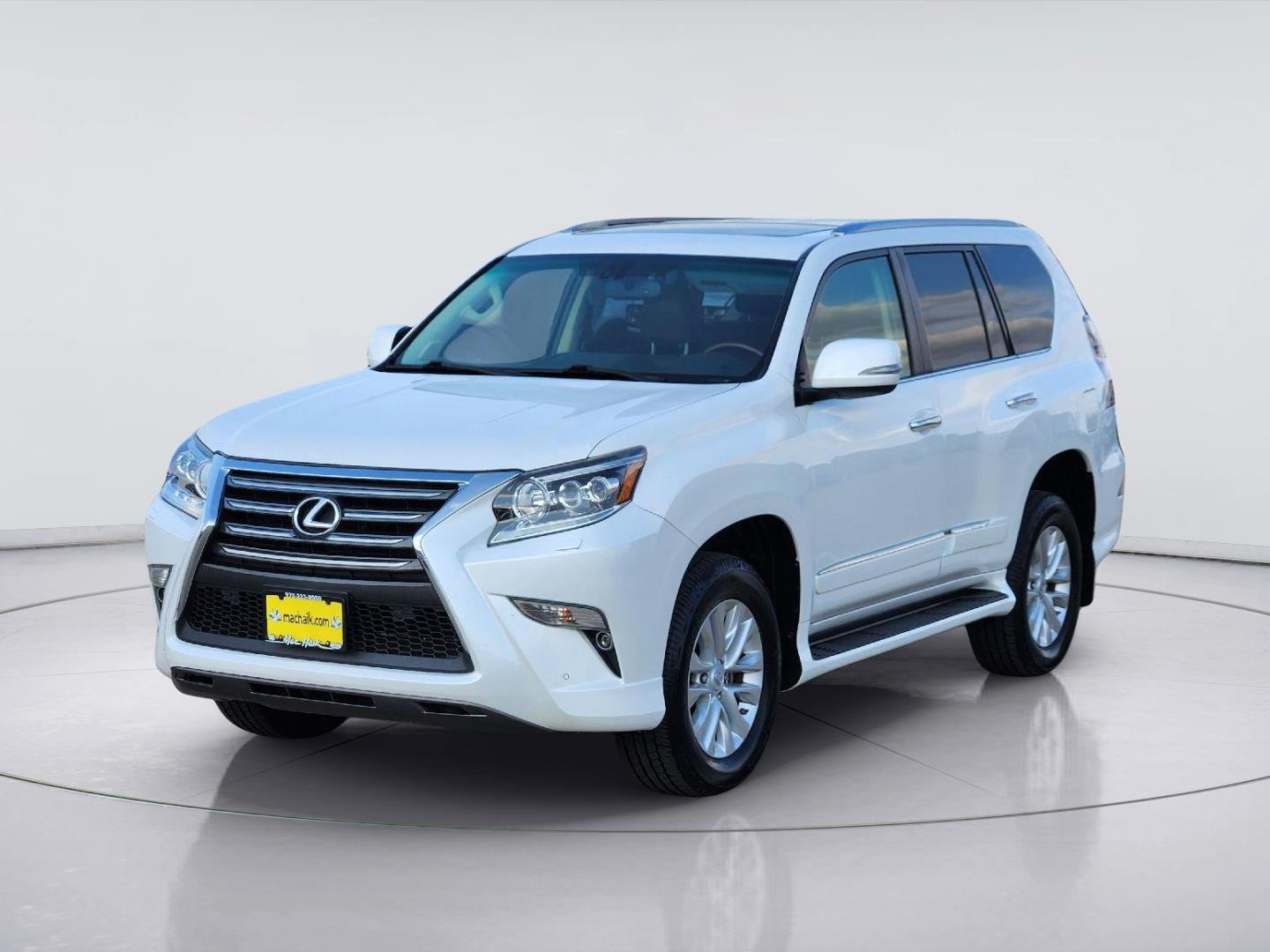 Used 2016 Starfire Pearl Lexus  image 3