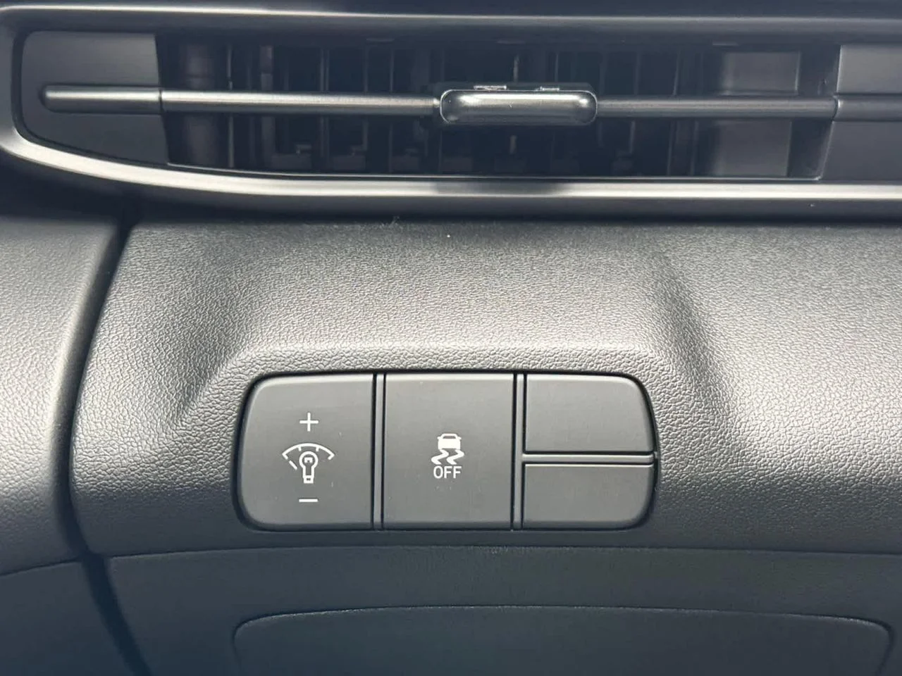 New 2026 Gray Hyundai SEL Sport Plus image 16