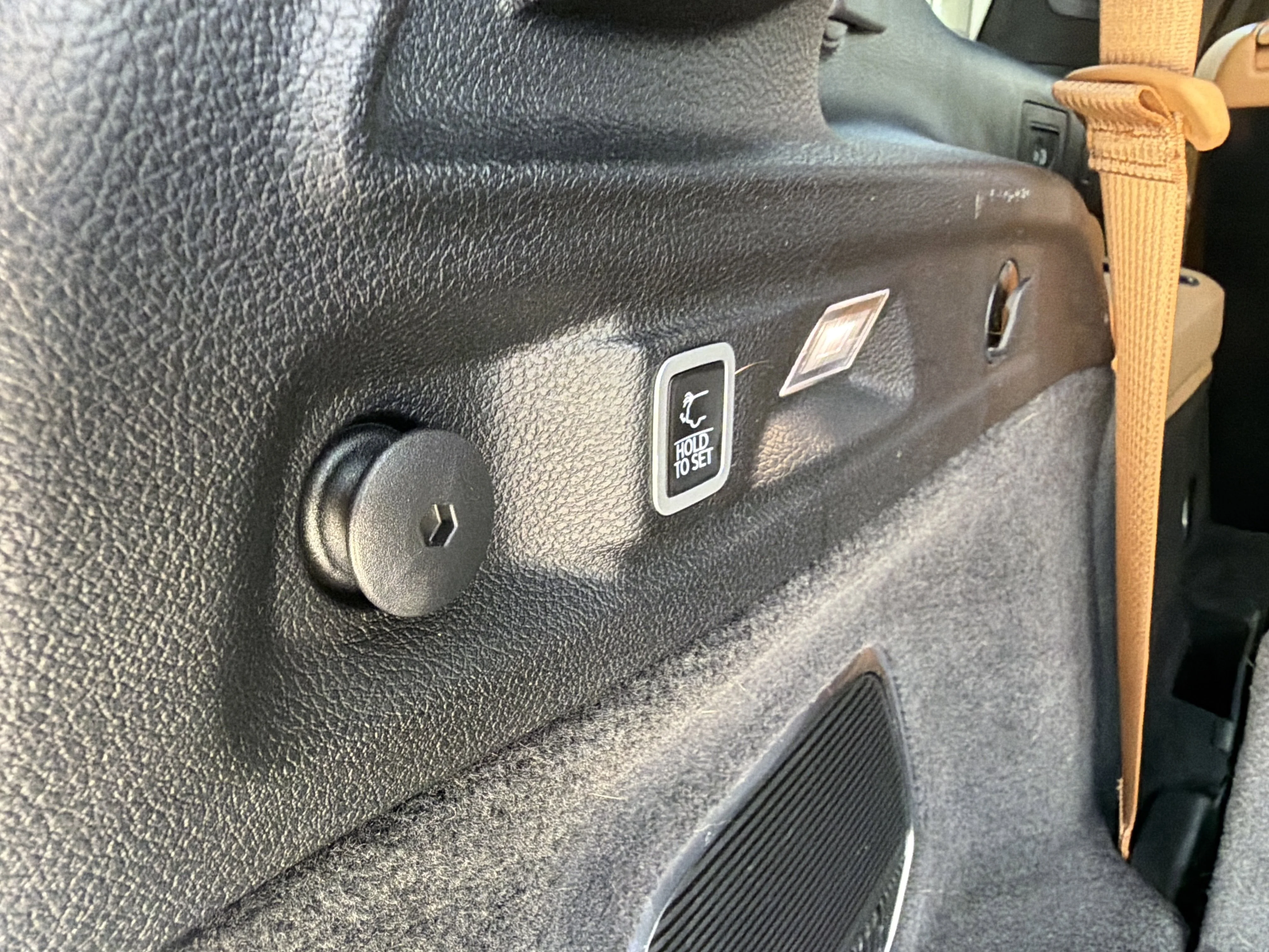 Used 2024 Diamond Black Crystal Pearlcoat Jeep Summit Reserve image 21