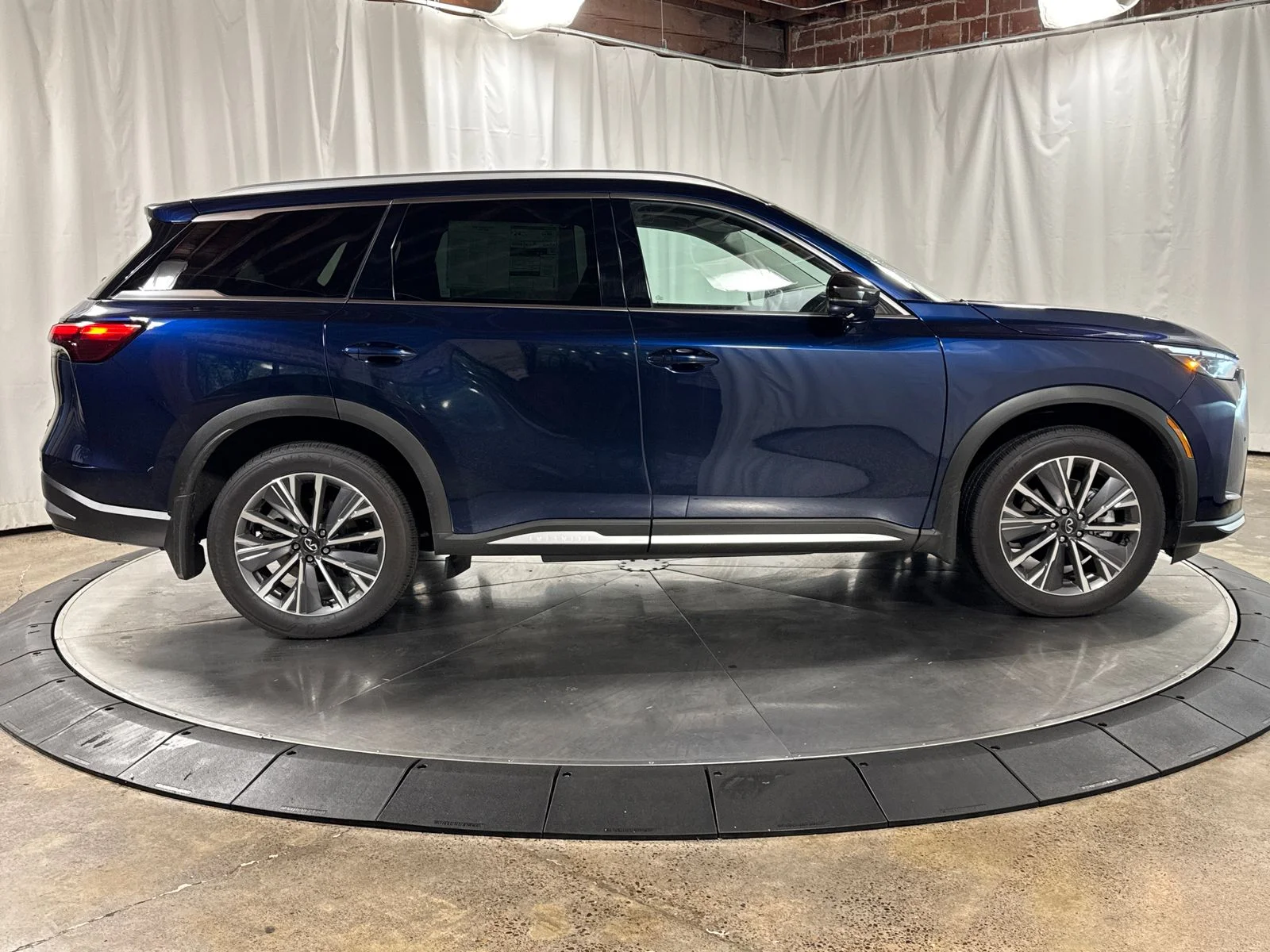 2026 INFINITI QX60 LUXE - Photo 6