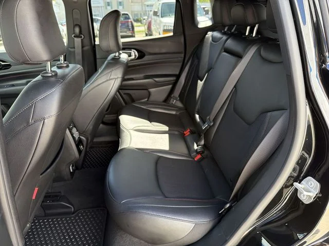 Used 2024 Black Jeep Trailhawk image 23