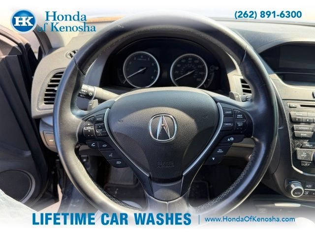 Used 2016  Acura Base image 5