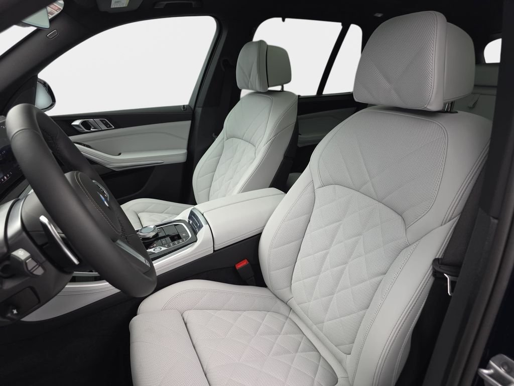 New 2026 Tanzanite Blue II Metallic BMW xDrive40i image 15
