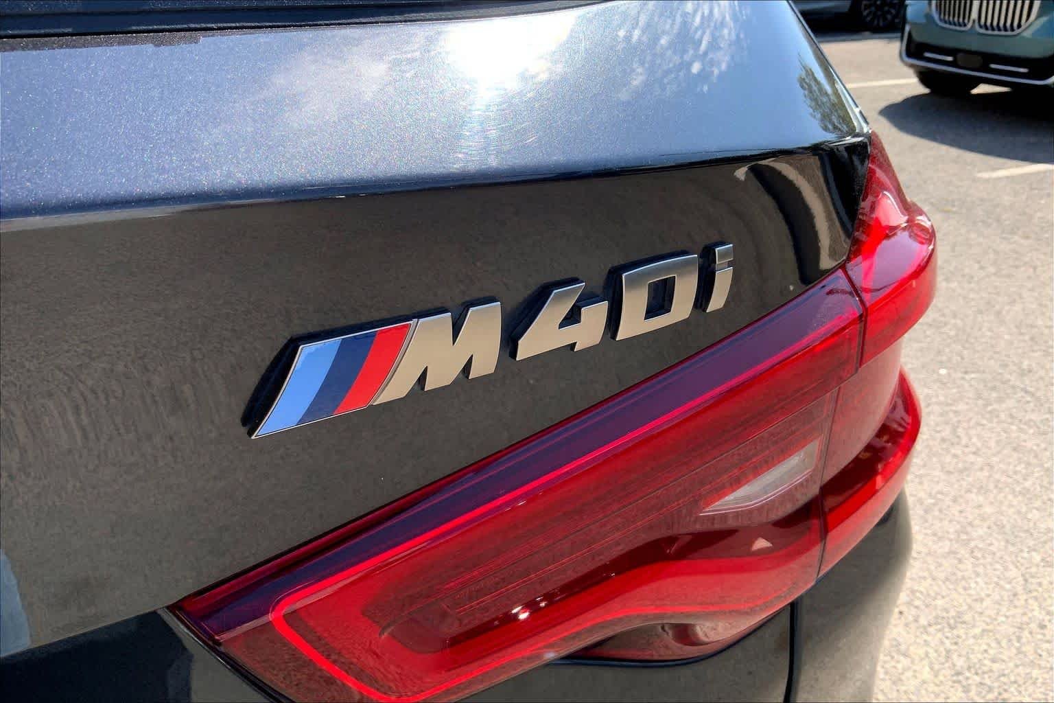 Used 2018 Alpine White BMW M40i image 9