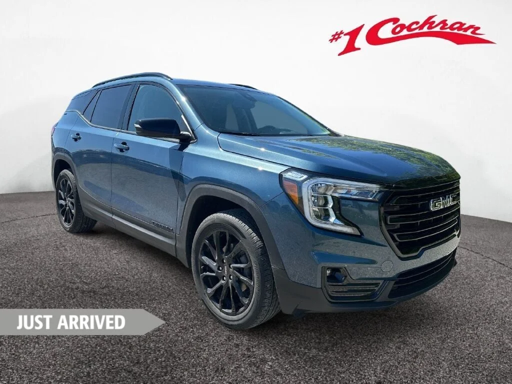 2024 GMC Terrain SLT AWD's photo