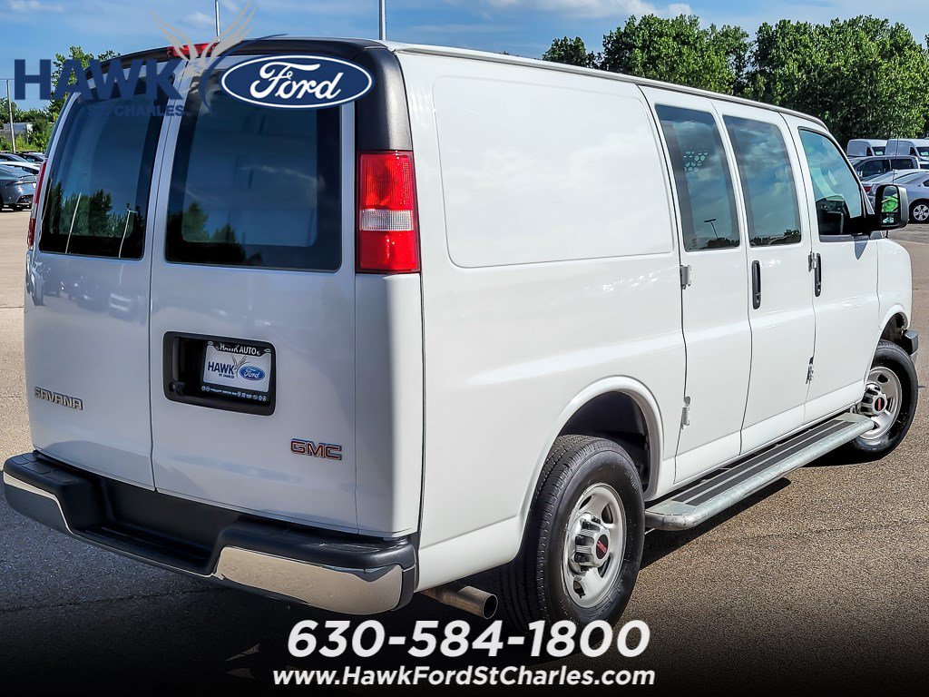 Used 2024 Summit White GMC CARGO image 7