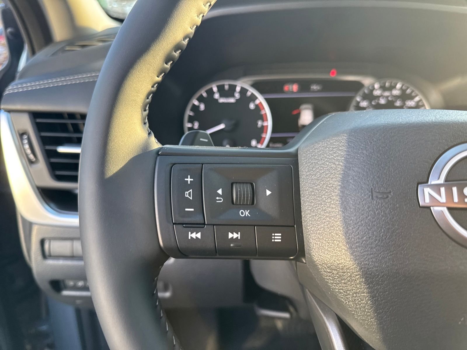 New 2026 Nissan Rogue SV 4D Sport Utility