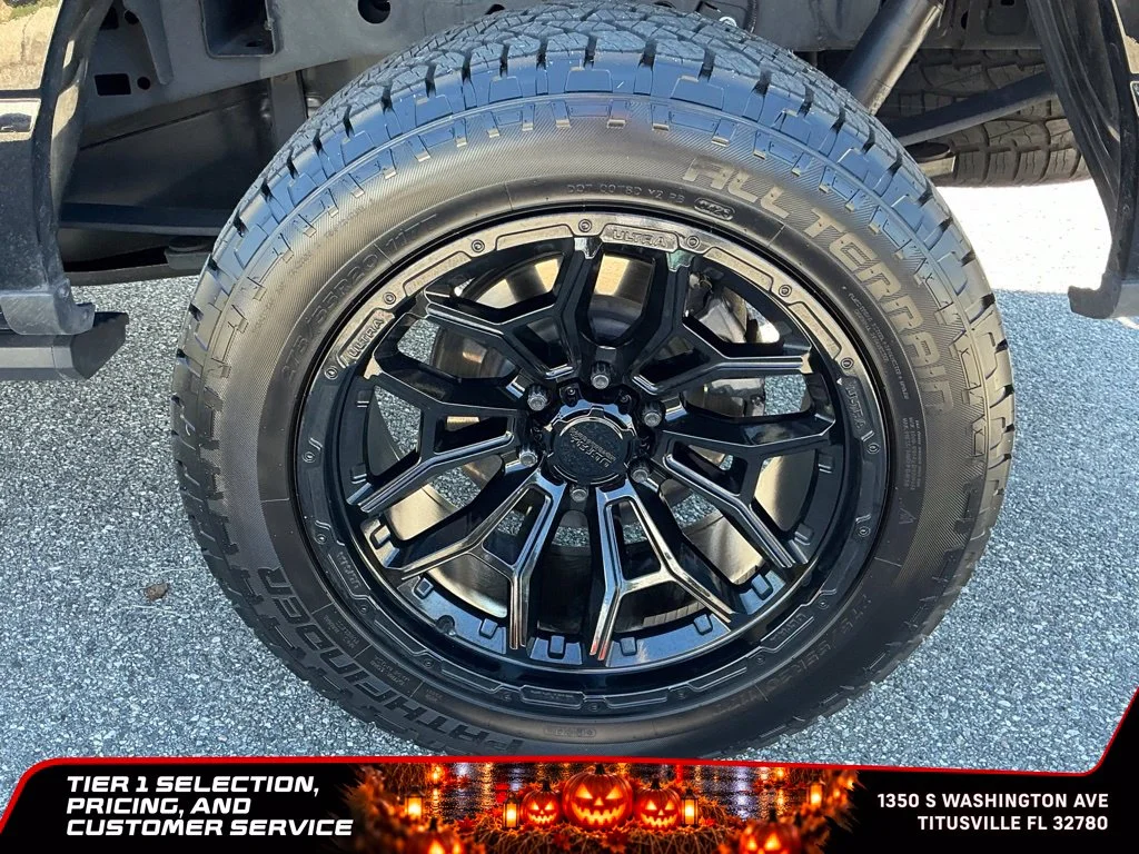 Used 2025 Black Ford Platinum image 22